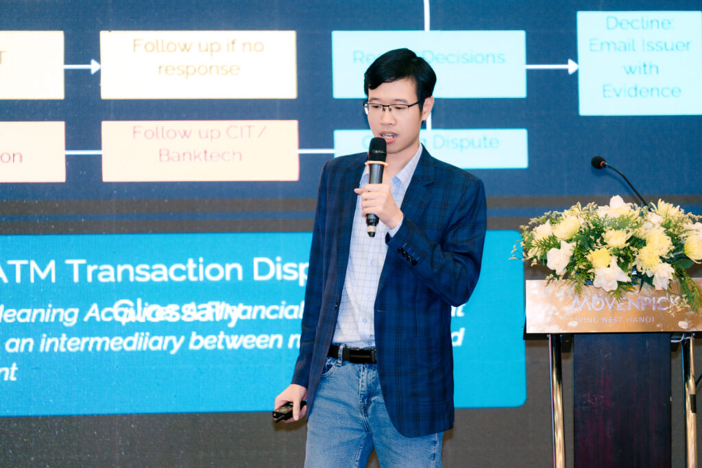 Savvycom Team Pic 6 DAT08505 (1)