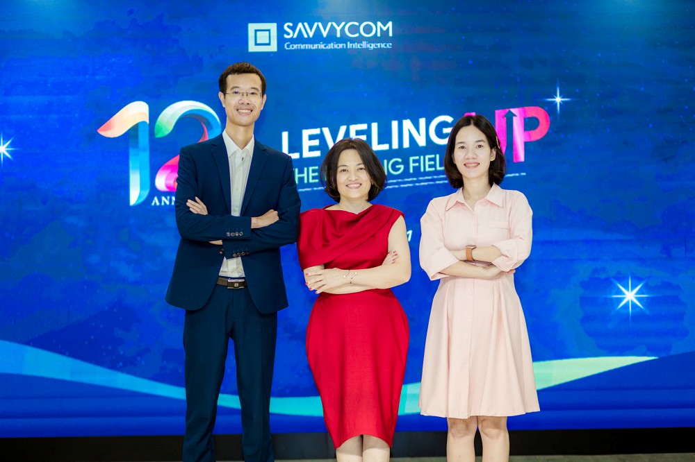 Savvycom Team Pic 2