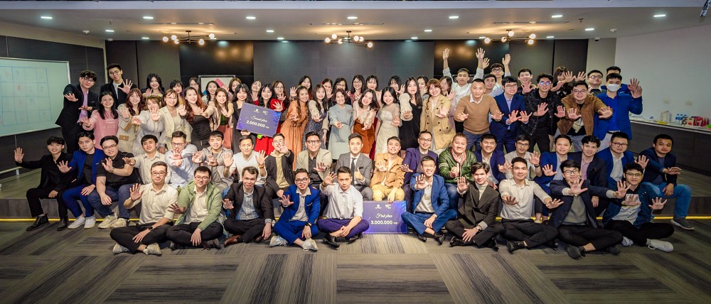 Đội ngũ Savvycom tại văn phòng