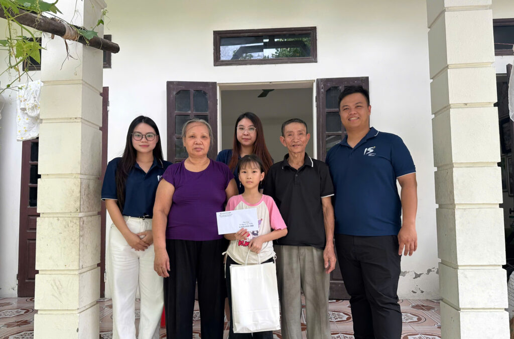 csr mẹ đỡ đầu 2025 god mother