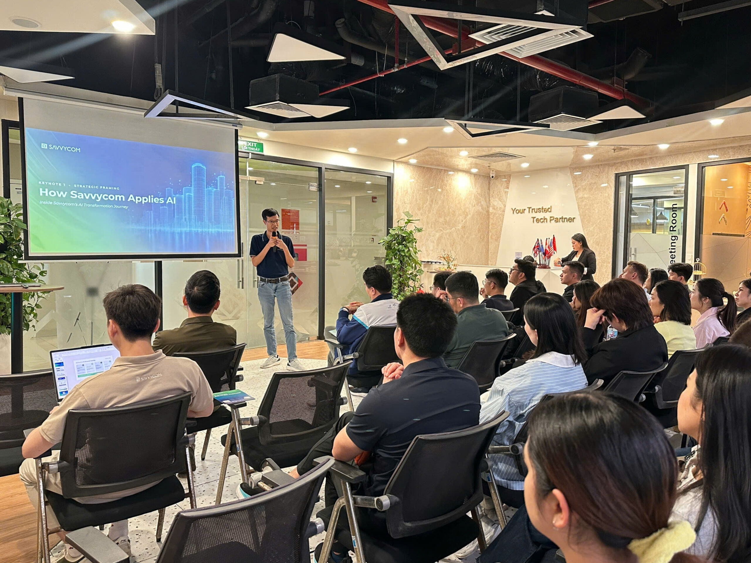 LIVE UPDATE SASIN (4032 x 3024 px) CAIO Tuệ Nguyễn chia sẻ về hành trình ứng dụng AI tại doanh nghiệp