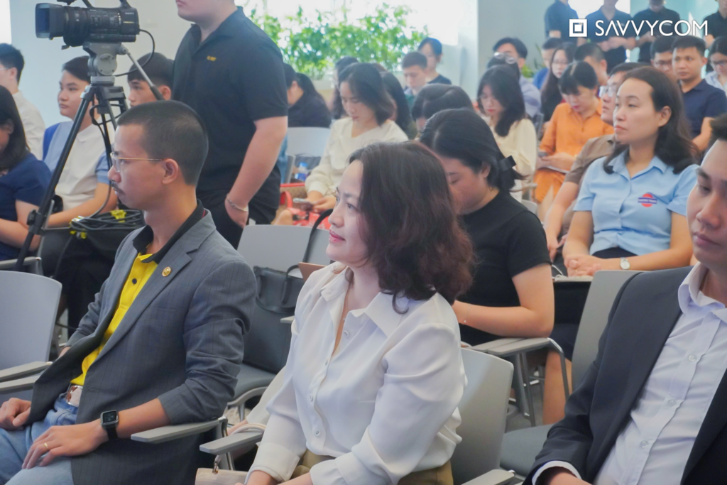 Khách mời theo dõi tọa đàm An toàn thông tin tại Hà Nội, tháng 9/2024